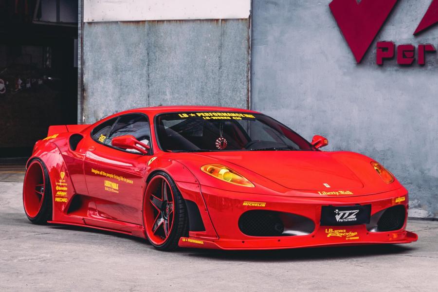  Ferrari F430 by Liberty Walk 2020 года  (фото 1 из 5)